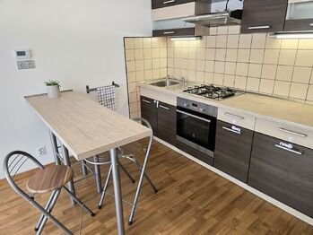 Pronájem bytu 2+kk v osobním vlastnictví 43 m², Hrušovany u Brna