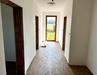 Prodej domu 197 m², Bánov