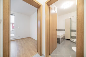 Pronájem bytu 5+kk v osobním vlastnictví 104 m², Praha 8 - Ďáblice