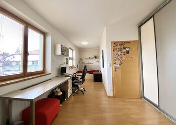 Pronájem bytu 4+kk v osobním vlastnictví 129 m², Dobřichovice