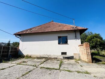 Prodej pozemku 19143 m², Uhřice