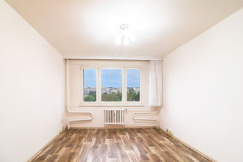 Prodej bytu 1+kk v osobním vlastnictví 27 m², Praha 4 - Háje