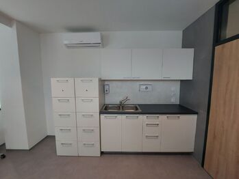 Pronájem obchodních prostor 100 m², Ostrava