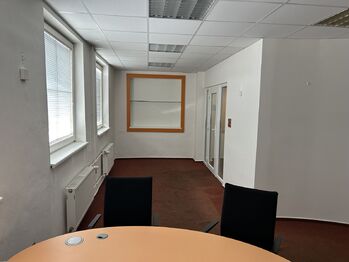 Pronájem kancelářských prostor 31 m², Valašské Meziříčí