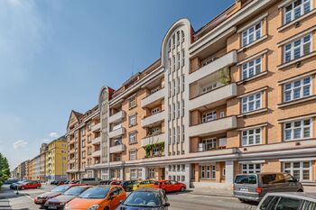 Prodej bytu 2+1 v osobním vlastnictví 52 m², Praha 3 - Žižkov