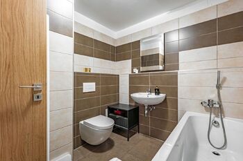 Pronájem bytu 2+kk v osobním vlastnictví 56 m², Hostivice