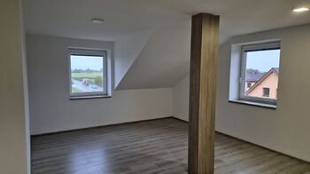 Pronájem bytu 2+kk v osobním vlastnictví 60 m², Rostoklaty