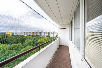 Prodej bytu 3+1 v osobním vlastnictví 74 m², Praha 10 - Petrovice