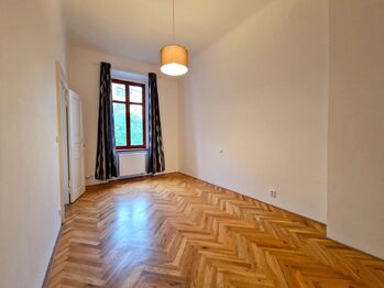 Pronájem bytu 3+1 v osobním vlastnictví 115 m², Praha 3 - Žižkov