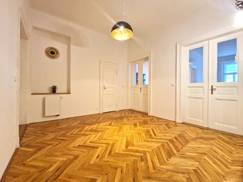 Pronájem bytu 3+1 v osobním vlastnictví 115 m², Praha 3 - Žižkov