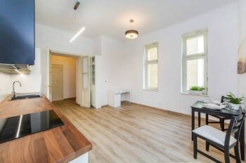 Pronájem bytu 2+kk v osobním vlastnictví 50 m², Praha 10 - Vinohrady