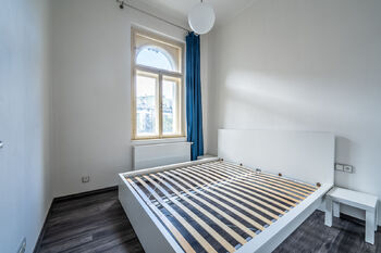 Pronájem bytu 2+kk v osobním vlastnictví 41 m², Praha 5 - Smíchov