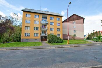 Prodej bytu 2+1 v osobním vlastnictví 66 m², Aš