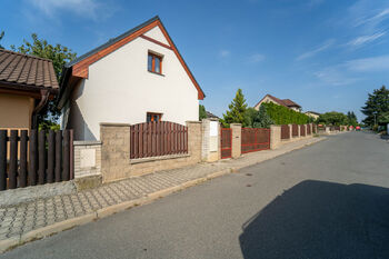 Pronájem domu 95 m², Jesenice