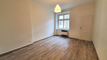 Pronájem bytu 3+1 v osobním vlastnictví 78 m², Praha 6 - Bubeneč