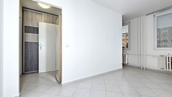 Pronájem bytu 1+kk v osobním vlastnictví 27 m², Praha 9 - Prosek