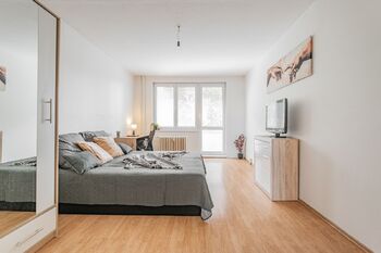 Ložnice. - Pronájem bytu 3+1 v osobním vlastnictví 62 m², Jindřichův Hradec