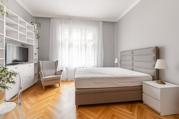 Pronájem bytu 1+kk v osobním vlastnictví 36 m², Praha 7 - Holešovice