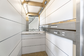 Pronájem bytu 1+kk v osobním vlastnictví 36 m², Praha 7 - Holešovice