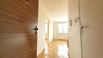 Pronájem bytu 1+1 v osobním vlastnictví 36 m², Louny