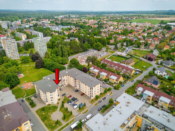 budova - pohled shora - Pronájem bytu 4+kk v osobním vlastnictví 87 m², Čelákovice