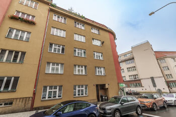 Prodej bytu 3+1 v osobním vlastnictví 92 m², Praha 6 - Dejvice