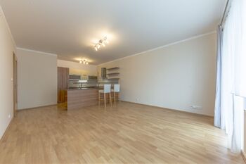 Pronájem bytu 3+kk v osobním vlastnictví 79 m², Praha 9 - Letňany