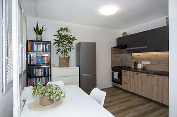 Prodej bytu 3+1 v osobním vlastnictví 81 m², Praha 4 - Chodov