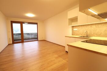 Pronájem bytu 1+kk v osobním vlastnictví 37 m², Kladno