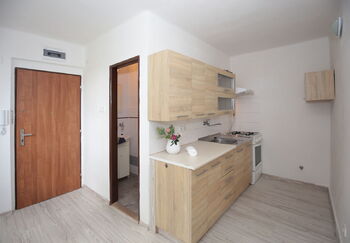 Prodej bytu 1+1 v osobním vlastnictví 34 m², Meziboří