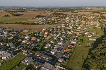 Prodej pozemku 718 m², Předboj