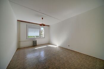 ložnice - Prodej bytu 2+1 v osobním vlastnictví 58 m², Třemošnice