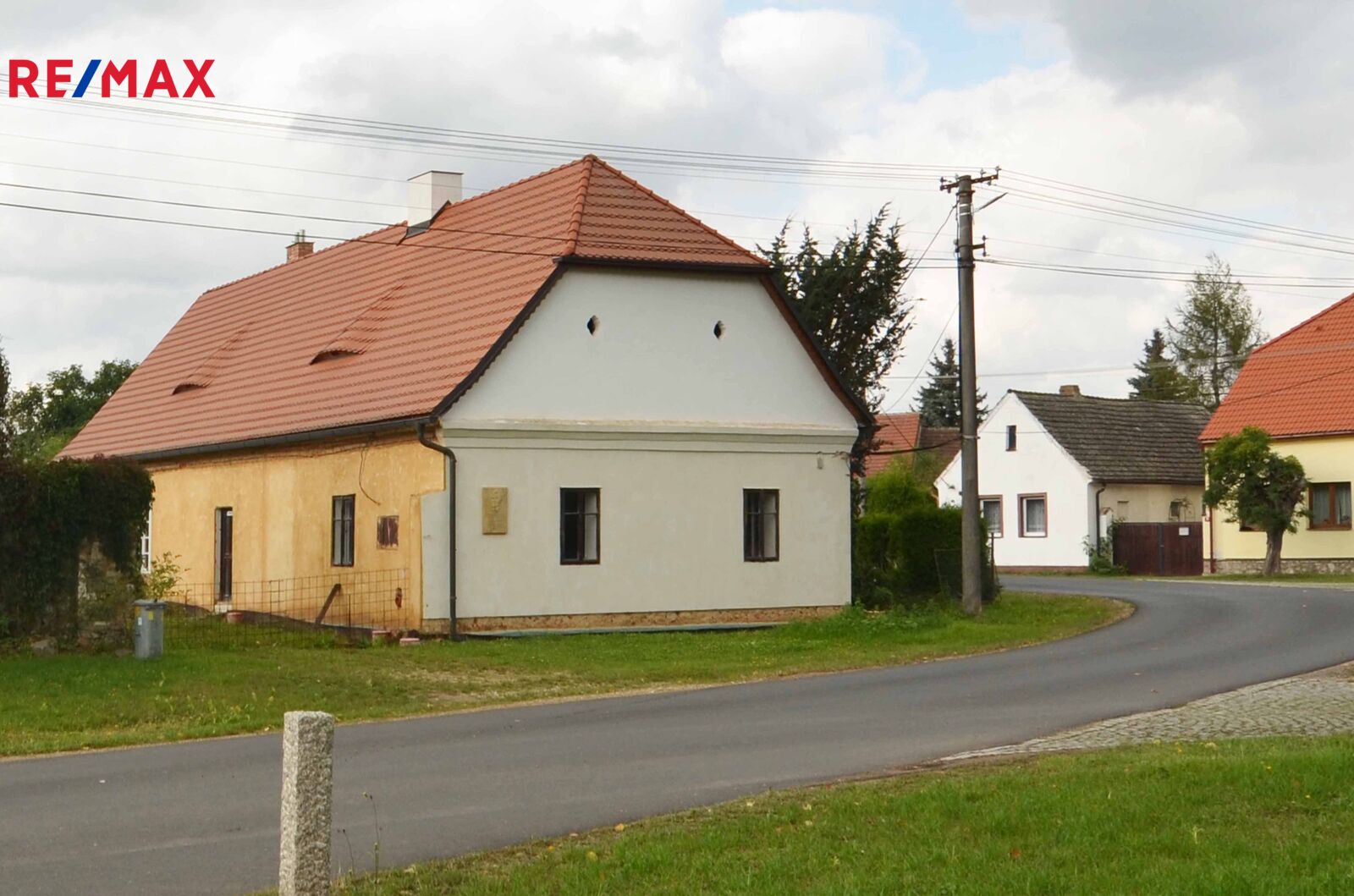 Prodej domu, 190 m2, Zvíkovec