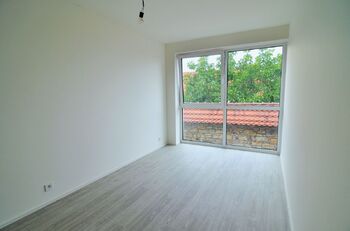 Prodej bytu 2+kk v osobním vlastnictví 50 m², Praha 5 - Sobín