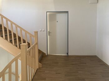 Pronájem bytu 2+1 v osobním vlastnictví 75 m², Chomutov