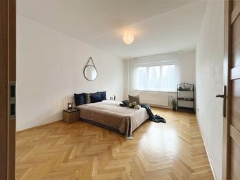 Prodej bytu 3+1 v osobním vlastnictví 72 m², Praha 10 - Záběhlice