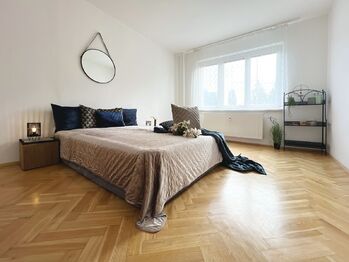 Prodej bytu 3+1 v osobním vlastnictví 72 m², Praha 10 - Záběhlice