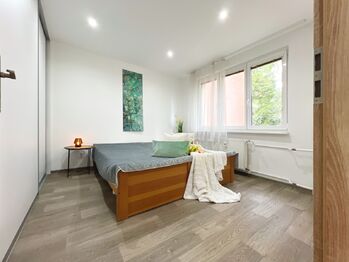 Prodej bytu 3+1 v osobním vlastnictví 72 m², Praha 10 - Záběhlice