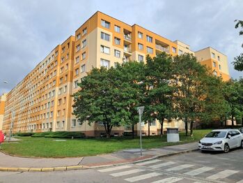 Prodej bytu 3+1 v osobním vlastnictví 82 m², Praha 9 - Černý Most