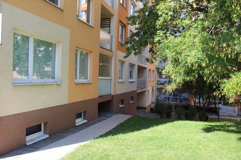 Prodej bytu 3+1 v osobním vlastnictví 82 m², Praha 9 - Černý Most