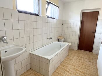 Prodej domu 190 m², Bušanovice