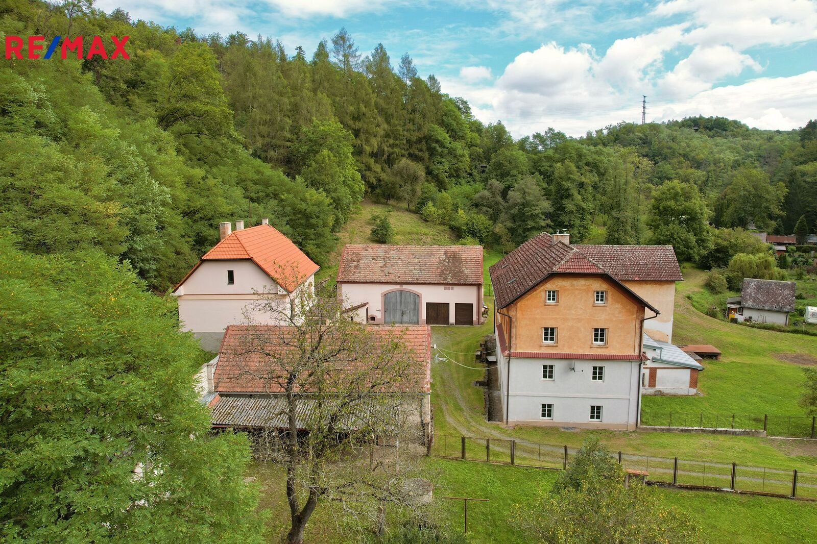 Prodej domu, 623 m2, Březová-Oleško