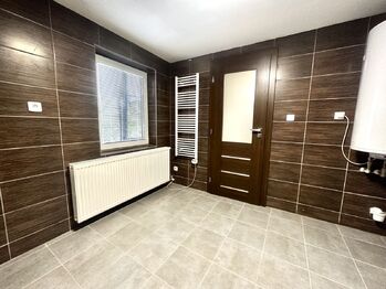 Prodej domu 220 m², Oslavany