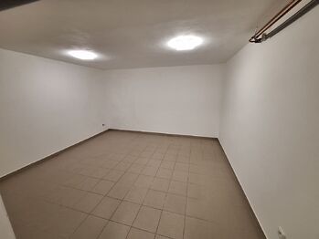 sklad - Pronájem domu 221 m², Dublovice