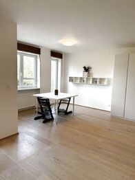 Prodej bytu 3+kk v osobním vlastnictví 92 m², Praha 10 - Strašnice