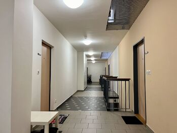 Prodej bytu 3+kk v osobním vlastnictví 78 m², Praha 4 - Háje