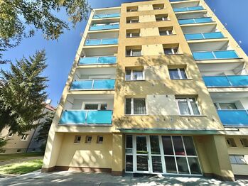 Prodej bytu 2+1 v osobním vlastnictví 63 m², Kladno