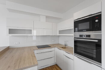 Pronájem bytu 2+kk v osobním vlastnictví 62 m², Praha 5 - Smíchov