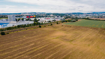 Prodej pozemku 5538 m², Brno