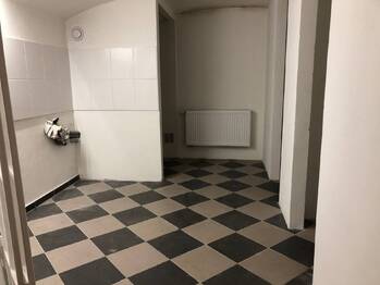 Pronájem obchodních prostor 300 m², Jablonec nad Nisou